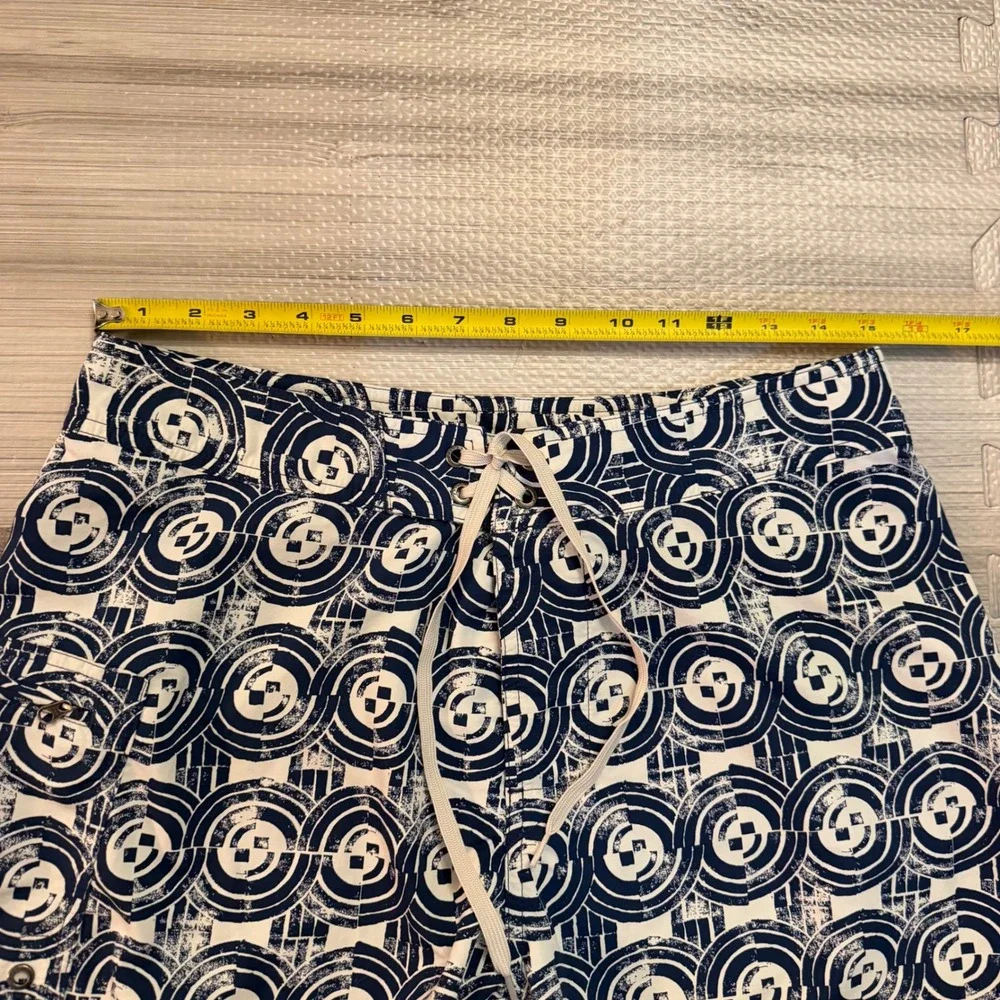 Patagonia Board Shorts Mens 32 Blue White Geometric Circle Print Swim Trunks